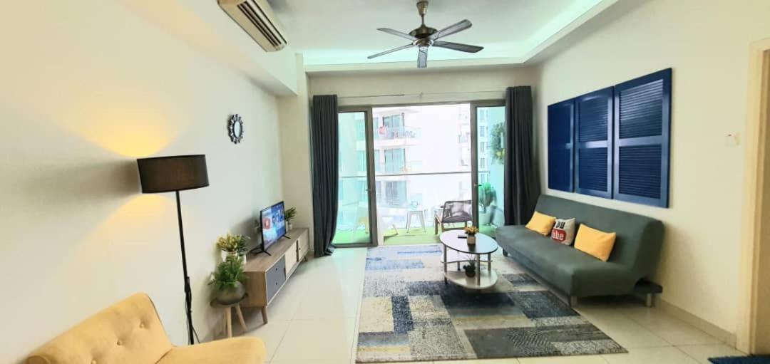 Regalia Suites With Infinity Pool Klcc By Staycation Homes Kuala Lumpur Ngoại thất bức ảnh